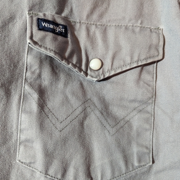 Wrangler canvas cowboy cut shirt - Picture 3 of 3